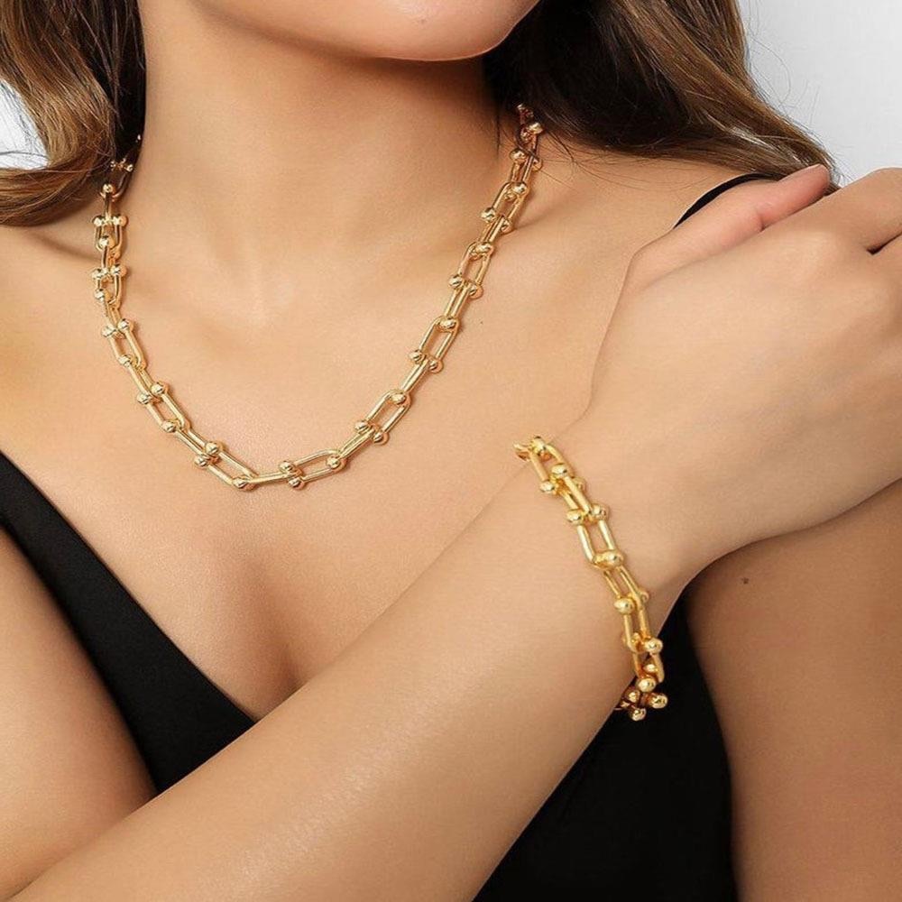 Gold Horseshoe U Chain Necklace and bracelet set